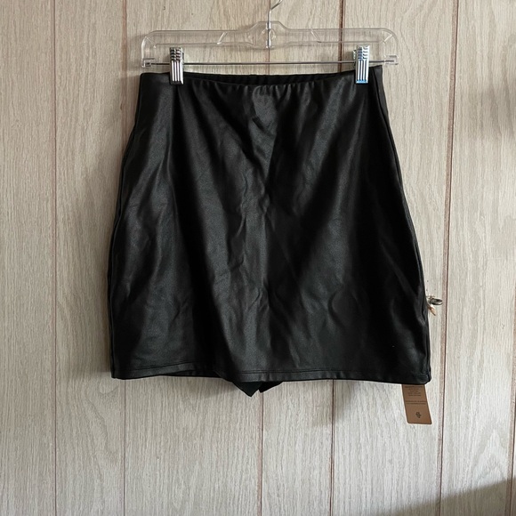 NWT Popilush black mini skirt - Picture 8 of 11